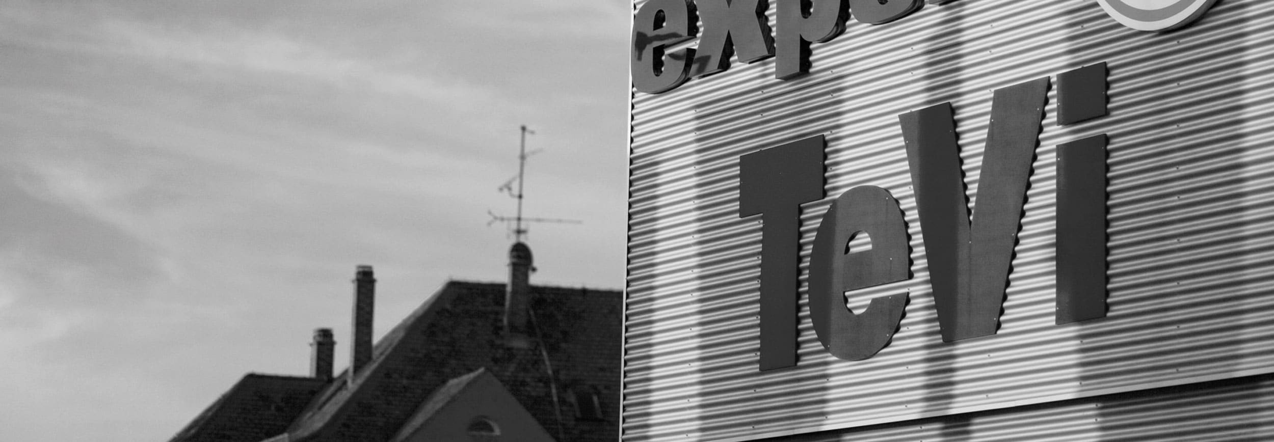 TeVi Fassade Header Nostalgie Unternehmensgeschichte
